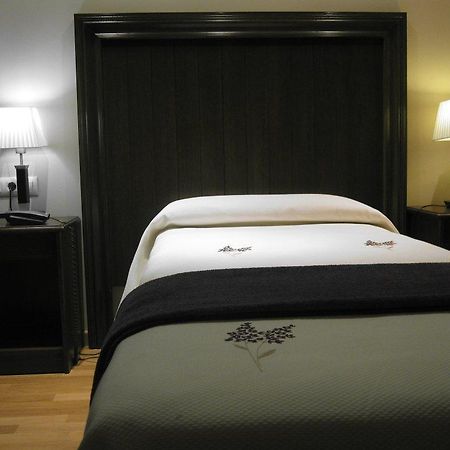 Dos Hermanas Úbeda Habitación foto