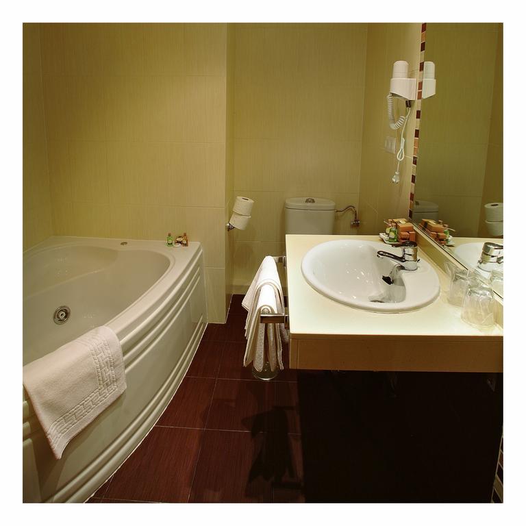 Dos Hermanas Úbeda Habitación foto